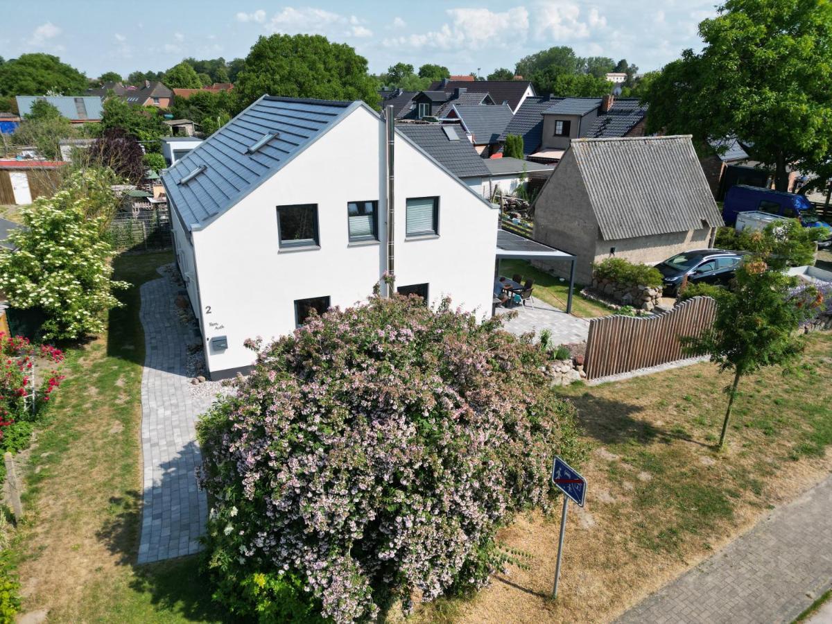 # Urlaubsreif Apartment Zierow Exterior photo